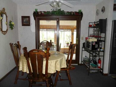 2724 Cornstalk Ave, Ashville, OH 43103 - photo 4