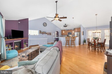 8248 Burr Hill Rd, Rhoadesville, VA 22542 - photo 4