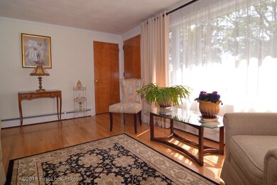 39 Coldbrook Dr, Cranston, RI 02920 - photo 5