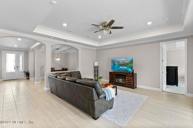 10864 John Randolph Dr-large-011-017-A46