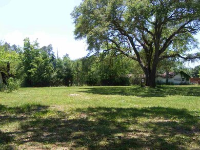 4734 Dunaway Ln, Pensacola, FL 32526 - photo 5