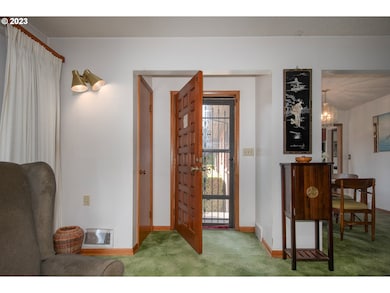 Entrance/Foyer