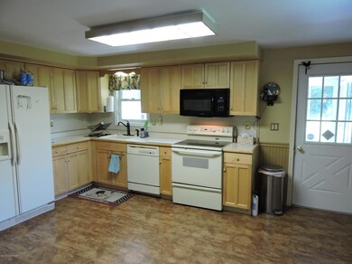 105 Pensyl Creek Rd, Stroudsburg, PA 18360 - photo 7