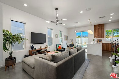 504 Paragon Loop, Palm Springs, CA 92262 - photo 5