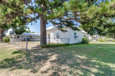 548 N Ione Ave, Shawnee, OK 74801 - photo 4