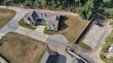 Culdesac lot, Lot 1 right facing, Lot 2 left facin