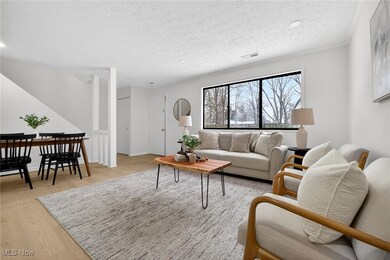 26645 Lake of the Falls Blvd, Olmsted Falls, OH 44138 - photo 5