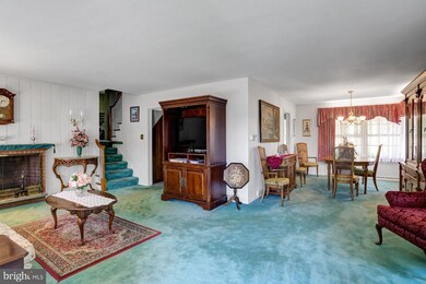 405 Wheatland Ave, Reading, PA 19607 - photo 3