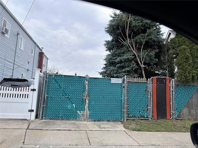 1326 Citizen Ave, Elmont, NY 11003 - photo 3