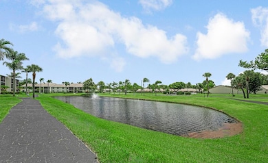 1112 Green Pine Blvd unit G3, West Palm Beach, FL 33409 - photo 6