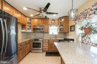 21 Blanchard Dr, Woodbury, NJ 08096 - photo 6