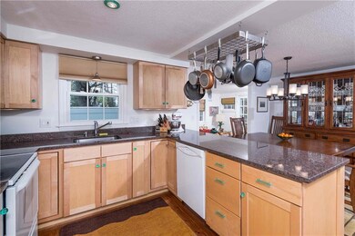 40 Flintlock Village unit 4, Wells, ME 04090 - photo 3