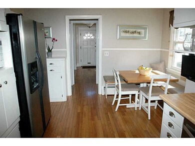 30 Sharon St, Providence, RI 02908 - photo 4