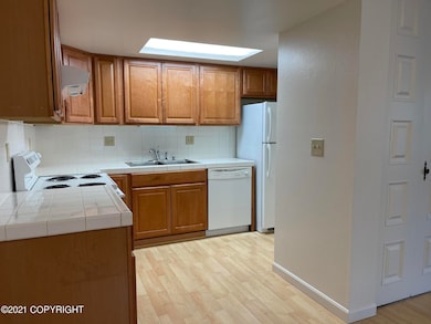 4320 Checkmate Dr unit 2, Anchorage, AK 99508 - photo 3
