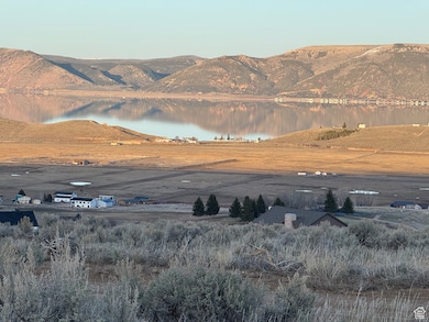 441 W Starflower Way unit 100, Garden, UT 84028 - photo 2