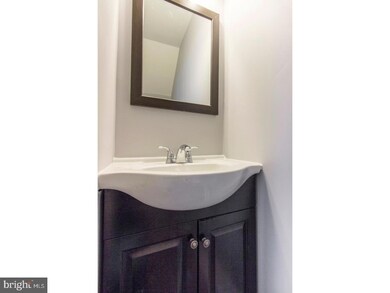 1024 Bartram Ave, Darby, PA 19023 - photo 7