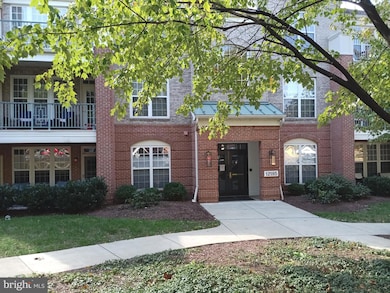 12185 Abington Hall Place unit 304, Reston, VA 20190 - photo 2