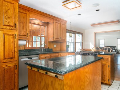 77 Pepperell Rd, Hollis, NH 03049 - photo 5