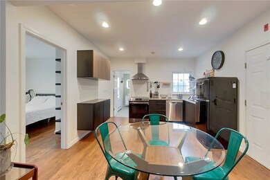 26 Cliff Ave unit 2, Newport, RI 02840 - photo 7