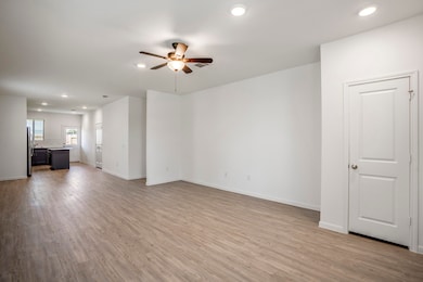 16915 Elm Grove Rd, Conroe, TX 77302 - photo 3