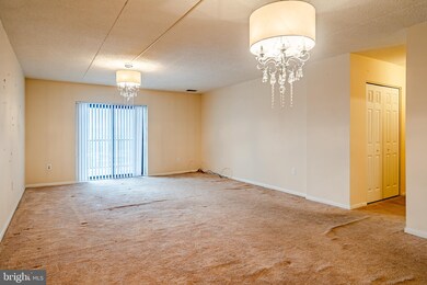 10906 Valley Forge Cir, King of Prussia, PA 19406 - photo 6