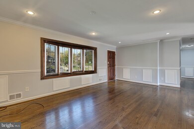 9703 Woodberry St, Lanham, MD 20706 - photo 5