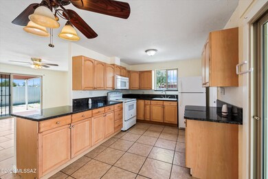 06-Kitchen