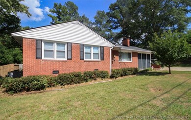 439 Mcbain Dr, Fayetteville, NC 28305 - photo 3