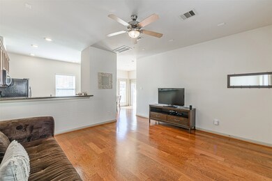 9007 Laverne Crescent, Houston, TX 77080 - photo 3