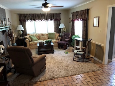 2150 E Third St, Forest, MS 39074 - photo 5