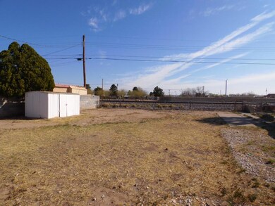 8425 White Rd, El Paso, TX 79907 - photo 4