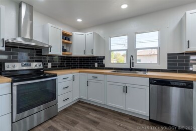 403 S 5th Place, Broken Arrow, OK 74012 - photo 6