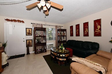 326 Sheffield N, West Palm Beach, FL 33417 - photo 5