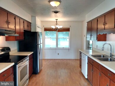 2710 Black Gap Rd, Chambersburg, PA 17202 - photo 7