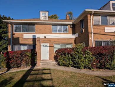 1599 Bergen Blvd unit 7, Leonia, NJ 07605 - photo 5