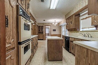 409 Circleview Dr N, Hurst, TX 76054 - photo 6