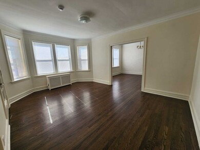 2722 W Glenlake Ave unit 3, Chicago, IL 60659 - photo 2