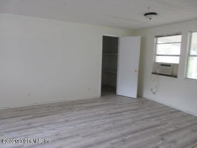 7655 Falcon St, Jacksonville, FL 32244 - photo 3