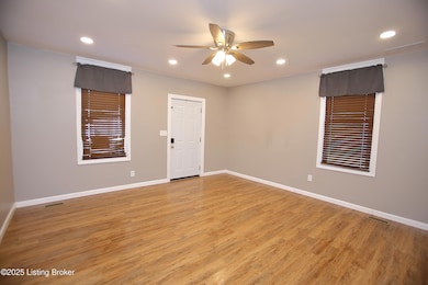 1406 Chartres St, New Albany, IN 47150 - photo 6