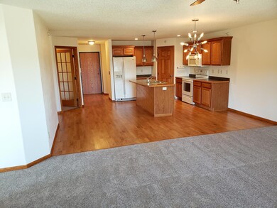 2 living rm kitchen