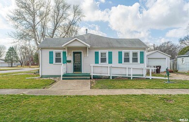 1029 Clinton St, Lincoln, IL 62656 - photo 2