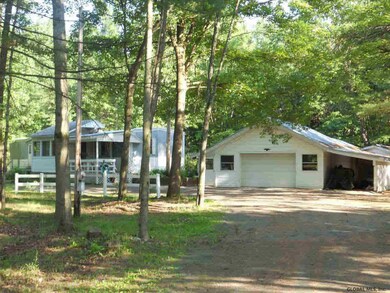 83 King Rd, Saratoga Springs, NY 12866 - photo 2