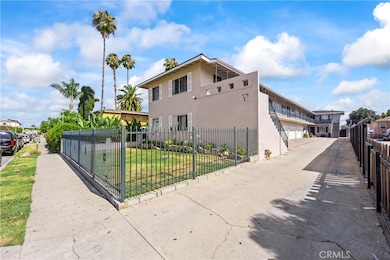 3364 Elizabeth Ave, Lynwood, CA 90262 - photo 4