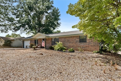 8 Cowgur Ln, Bella Vista, AR 72715 - photo 2