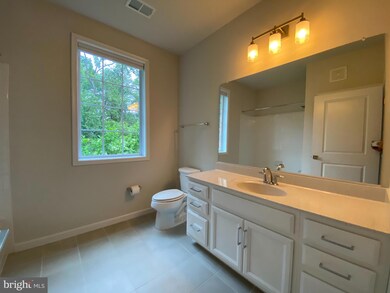 23215 Milltown Knoll Square unit 102, Ashburn, VA 20148 - photo 4