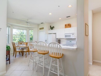 Kitchen Breakfast Bar