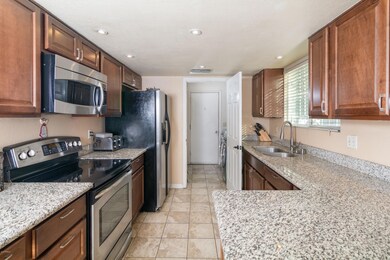 642 S. Ashbrook Kitchen