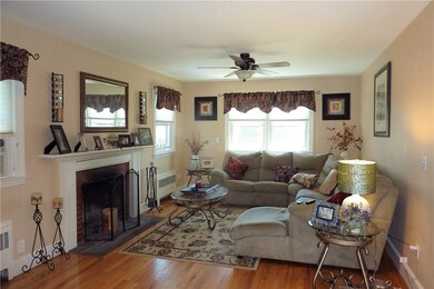 252 Magnolia St, Cranston, RI 02910 - photo 5