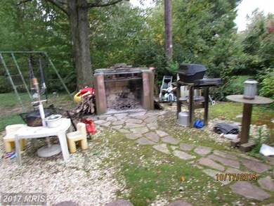 6909 Moyer Ave, Parkville, MD 21234 - photo 5