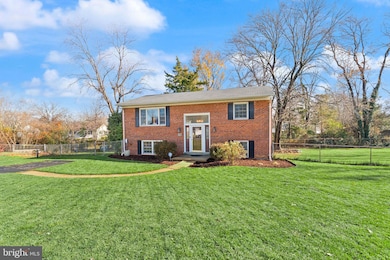 6101 Briarview Ct, Alexandria, VA 22310 - photo 3